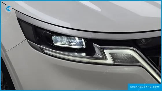 KIA CARNIVAL DIESEL 9-SEATER PRESTIGE
