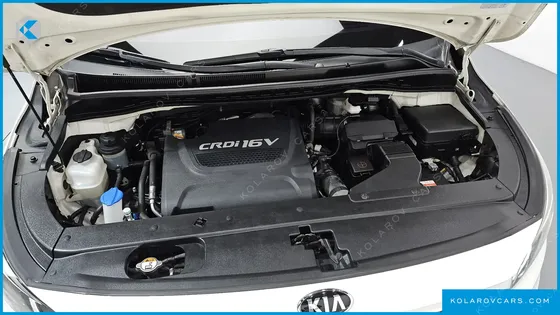 KIA CARNIVAL 9-SEATER NOBLESSE