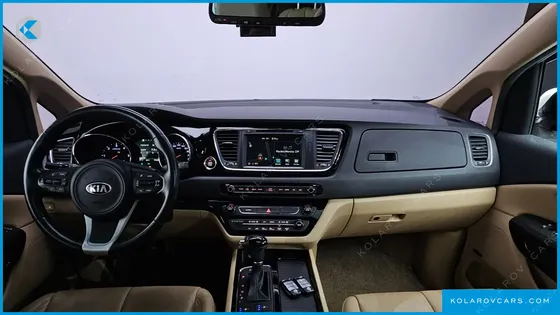 KIA CARNIVAL 9-SEATER NOBLESSE