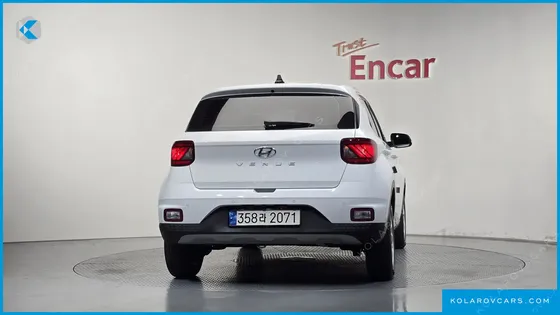 HYUNDAI VENUE 1,6 PREMIUM