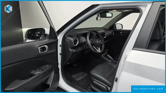 HYUNDAI VENUE 1,6 PREMIUM