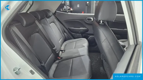 HYUNDAI VENUE 1,6 PREMIUM