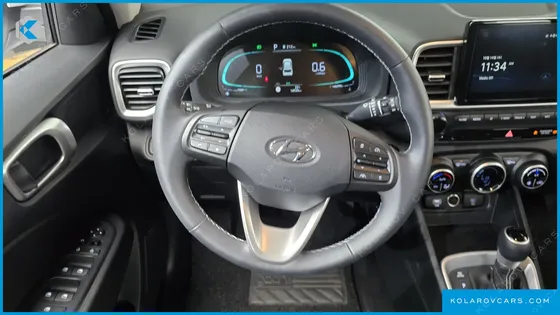 HYUNDAI VENUE 1,6 PREMIUM