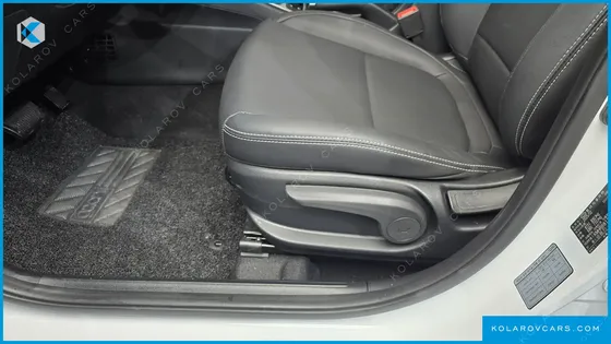 HYUNDAI VENUE 1,6 PREMIUM