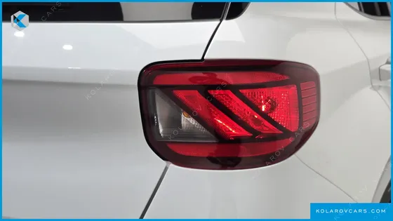 HYUNDAI VENUE 1,6 PREMIUM