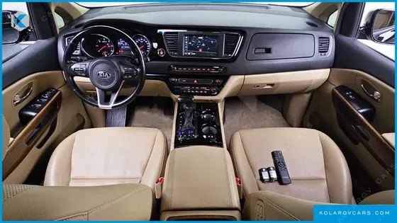 KIA CARNIVAL 9-SEATER HI-LIMOUSINE
