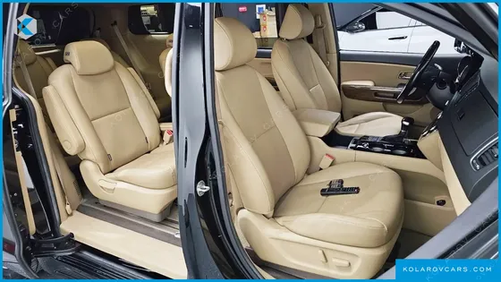 KIA CARNIVAL 9-SEATER HI-LIMOUSINE