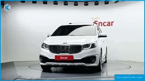 KIA CARNIVAL 9-SEATER NOBLESSE