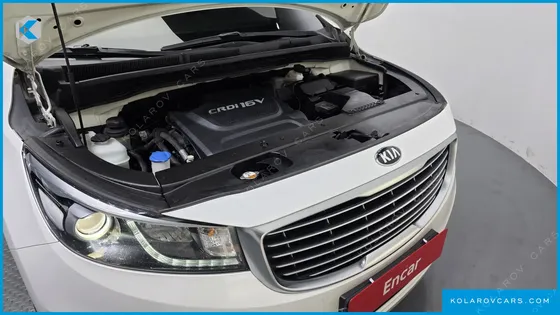 KIA CARNIVAL 9-SEATER NOBLESSE