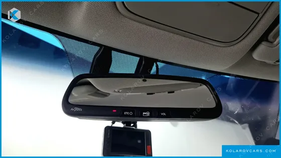 KIA CARNIVAL 9-SEATER NOBLESSE