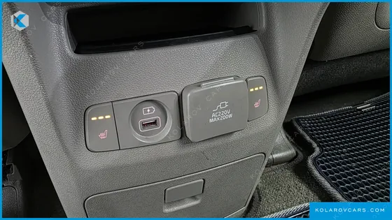 KIA CARNIVAL 9-SEATER NOBLESSE
