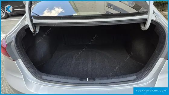 HYUNDAI ELANTRA (AVANTE) 1.6 GDI SMART