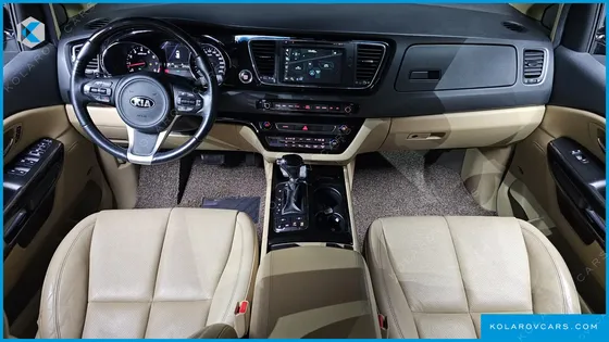 KIA CARNIVAL GASOLINE 9-SEATER NOBLESSE