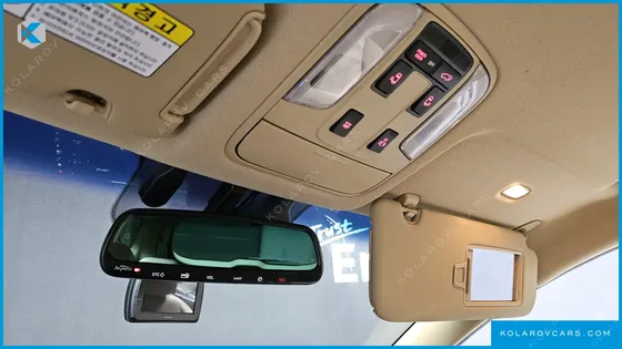 KIA CARNIVAL GASOLINE 9-SEATER NOBLESSE