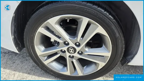 HYUNDAI ELANTRA (AVANTE) 1.6 GDI VALUE PLUS