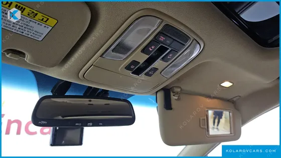KIA CARNIVAL 9-SEATER LUXURY