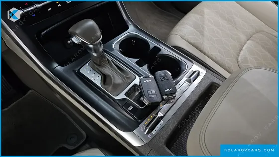 KIA CARNIVAL DIESEL 9-SEATER PRESTIGE