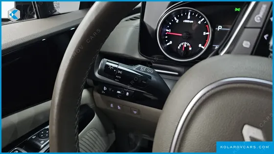 KIA CARNIVAL DIESEL 9-SEATER PRESTIGE