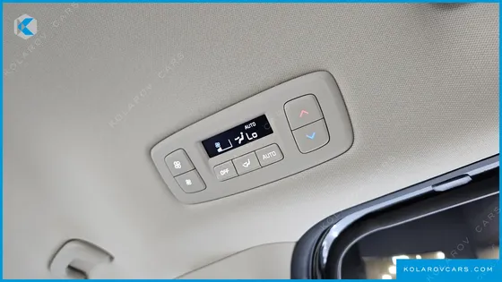 KIA CARNIVAL DIESEL 9-SEATER PRESTIGE