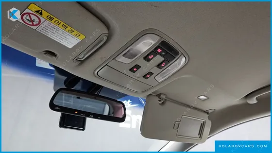 KIA CARNIVAL 9-SEATER PRESTIGE