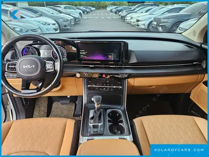 KIA CARNIVAL DIESEL 9-SEATER PRESTIGE