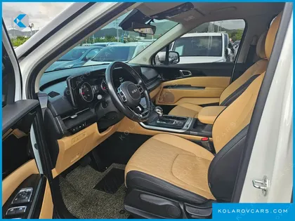 KIA CARNIVAL DIESEL 9-SEATER PRESTIGE