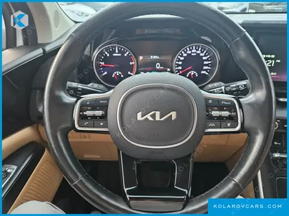 KIA CARNIVAL DIESEL 9-SEATER PRESTIGE