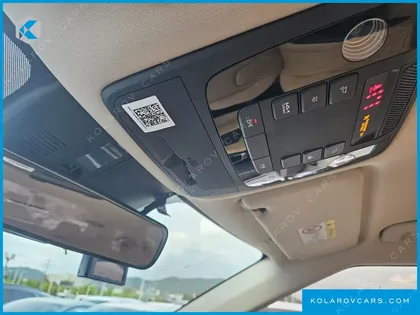 KIA CARNIVAL DIESEL 9-SEATER PRESTIGE