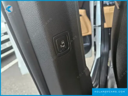 KIA CARNIVAL DIESEL 9-SEATER PRESTIGE