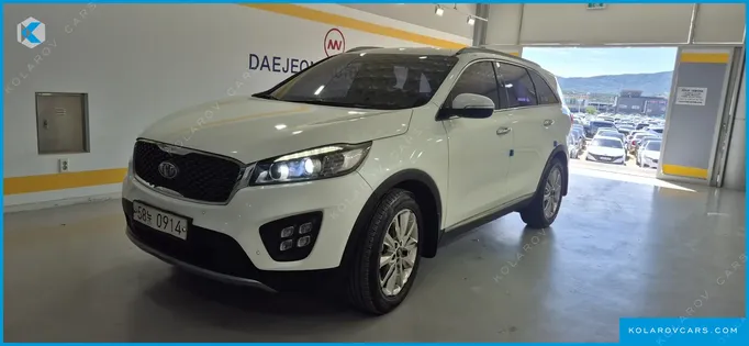 KIA CARNIVAL 9-SEATER PRESTIGE