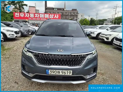 KIA CARNIVAL DIESEL 9-SEATER SIGNATURE