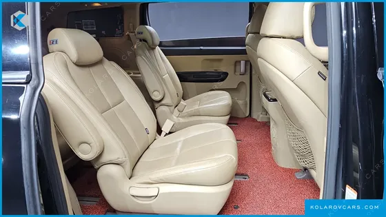 KIA CARNIVAL 9-SEATER NOBLESSE