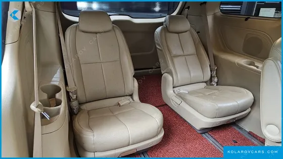 KIA CARNIVAL 9-SEATER NOBLESSE