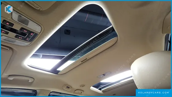 KIA CARNIVAL 9-SEATER NOBLESSE
