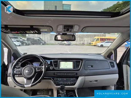 KIA CARNIVAL 9-SEATER PRESTIGE