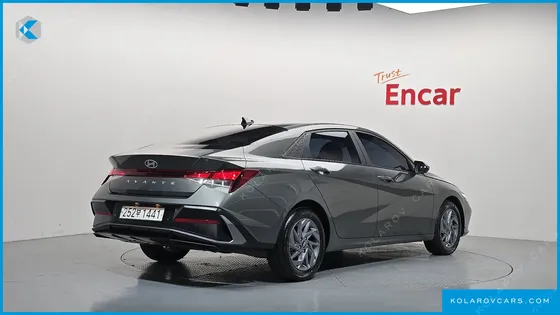 HYUNDAI ELANTRA (AVANTE) MODERN