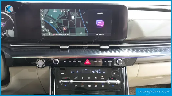 KIA CARNIVAL DIESEL 9-SEATER HI-LIMOUSINE