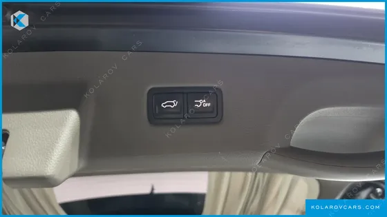 KIA CARNIVAL DIESEL 9-SEATER HI-LIMOUSINE