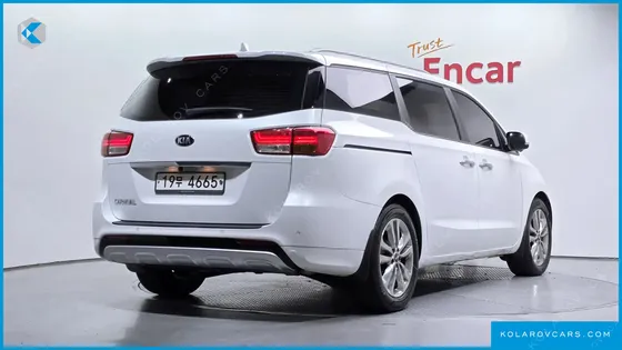 KIA CARNIVAL 9-SEATER PRESTIGE