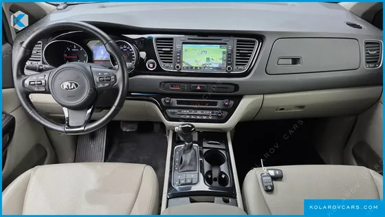 KIA CARNIVAL 9-SEATER PRESTIGE