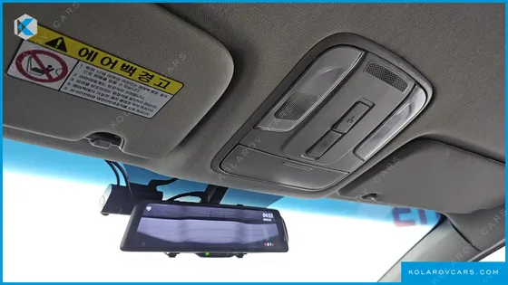 KIA CARNIVAL 11-SEATER DELUXE