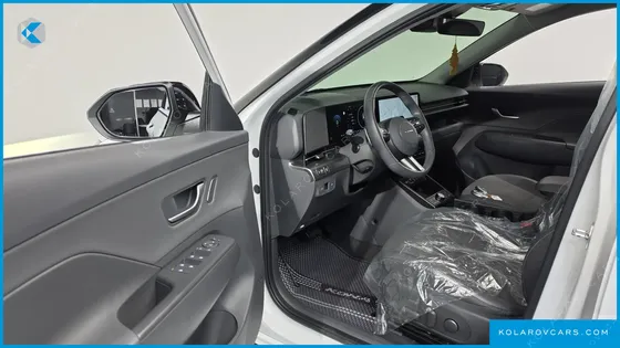 HYUNDAI KONA LONG RANGE