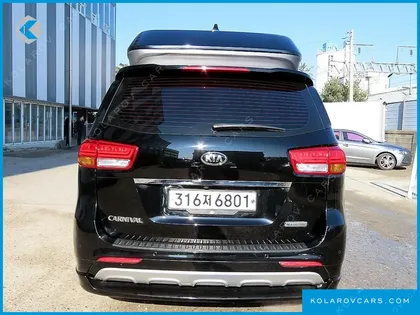 KIA CARNIVAL GASOLINE 9-SEATER HI-LIMOUSINE