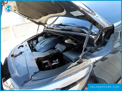 KIA CARNIVAL GASOLINE 9-SEATER HI-LIMOUSINE