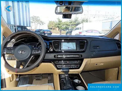 KIA CARNIVAL GASOLINE 9-SEATER HI-LIMOUSINE