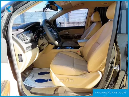 KIA CARNIVAL GASOLINE 9-SEATER HI-LIMOUSINE