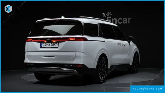 KIA CARNIVAL GASOLINE 9-SEATER SIGNATURE