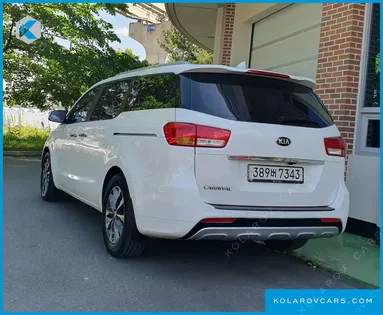 KIA CARNIVAL 9-SEATER LUXURY