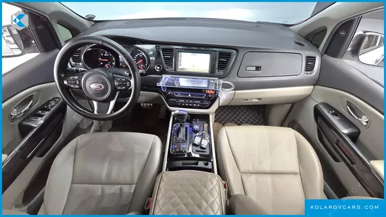 KIA CARNIVAL 9-SEATER PRESTIGE