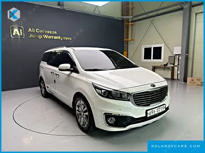 KIA CARNIVAL 9-SEATER NOBLESSE